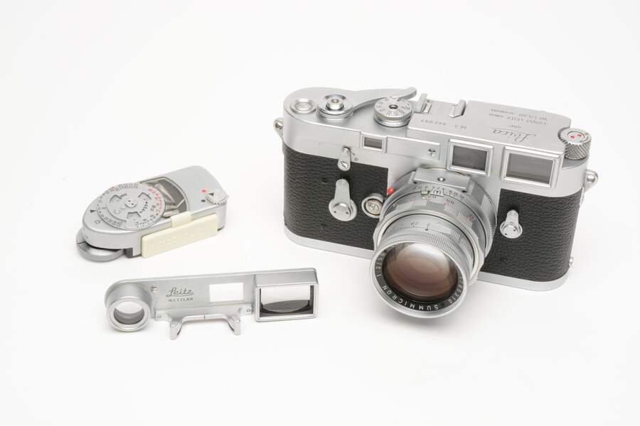 Leica M3 DS w/50mm f2 Summicron, Goggles, UV, MC Meter, CLA'd, 6M