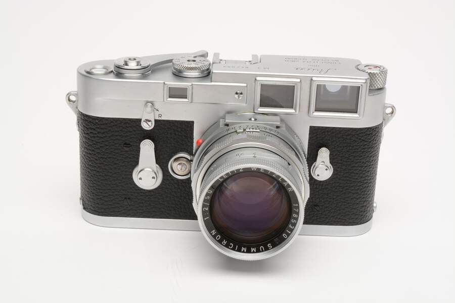 Leica M3 DS w/50mm f2 Summicron, Goggles, UV, MC Meter, CLA'd, 6M