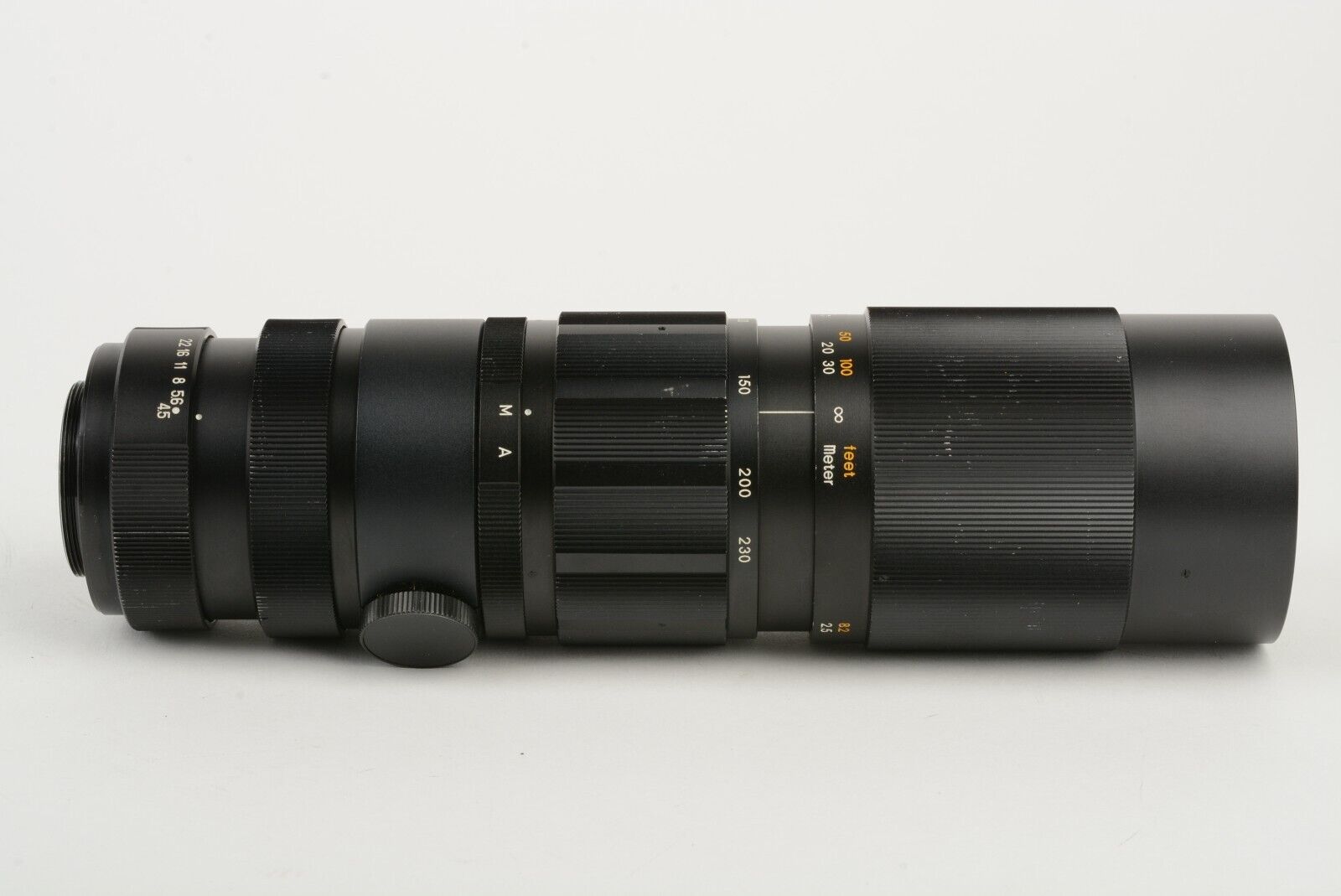 Yashica Yashinon Zoom 75-230mm F4.5 Telephoto M42 Mount, UV+Caps