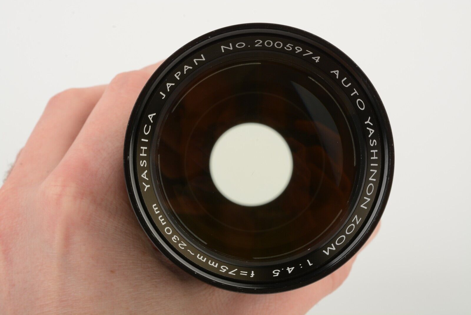 Yashica Yashinon Zoom 75-230mm F4.5 Telephoto M42 Mount, UV+Caps