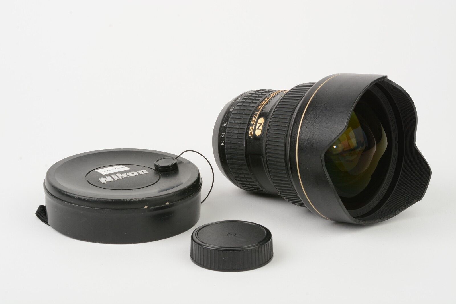 AF‐S NIKKOR 14-24mm F2.8G ED Amazon.com : Nikon AF-S NIKKOR 14-24mm f/2.8G ED : Camera Lenses
