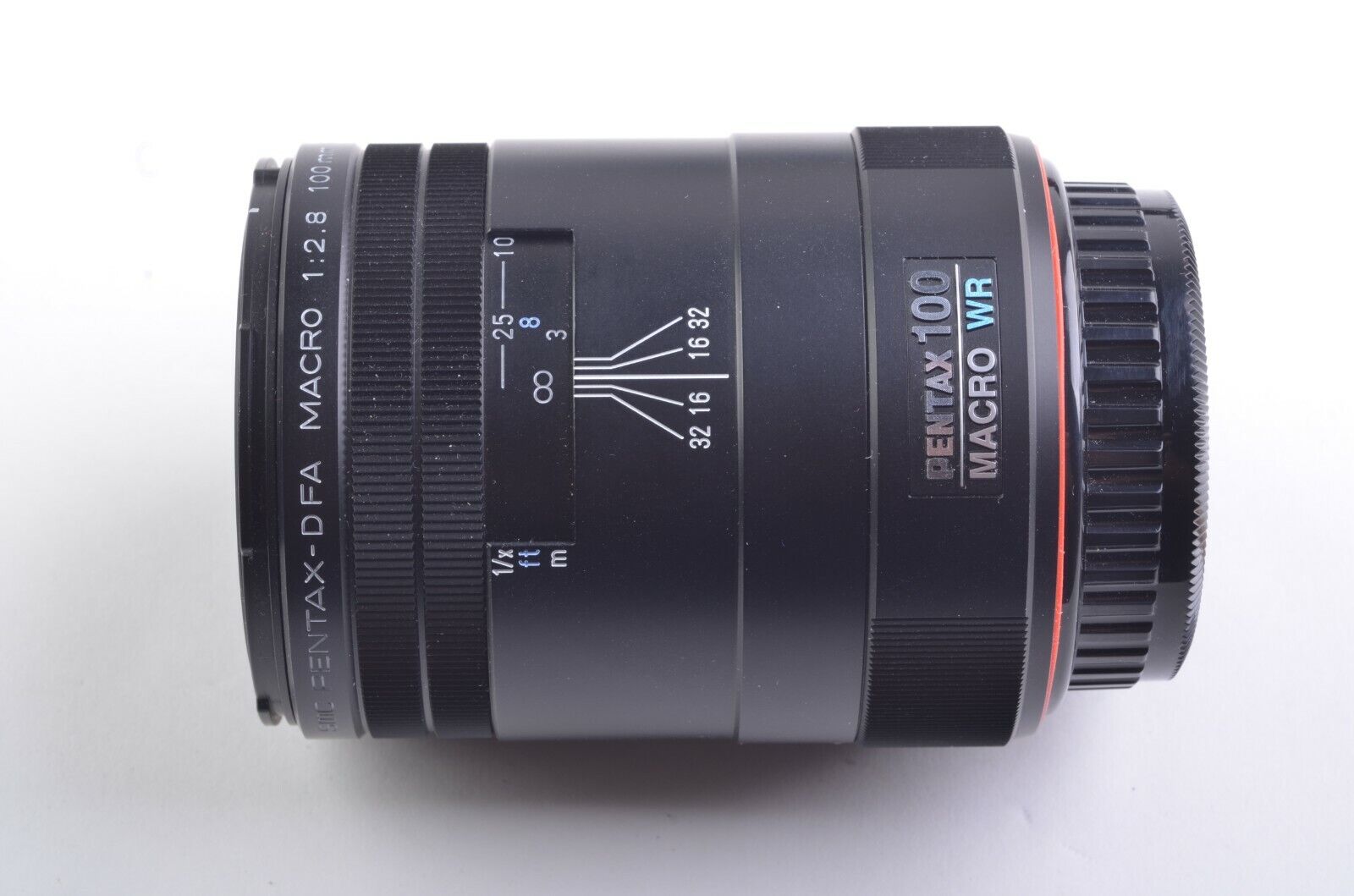 Pentax Ricoh D FA 100mm F2.8 WR macro lens, hood, case, USA Pentax Ricoh D FA 100mm F2.8 WR macro lens, hood, case, USA