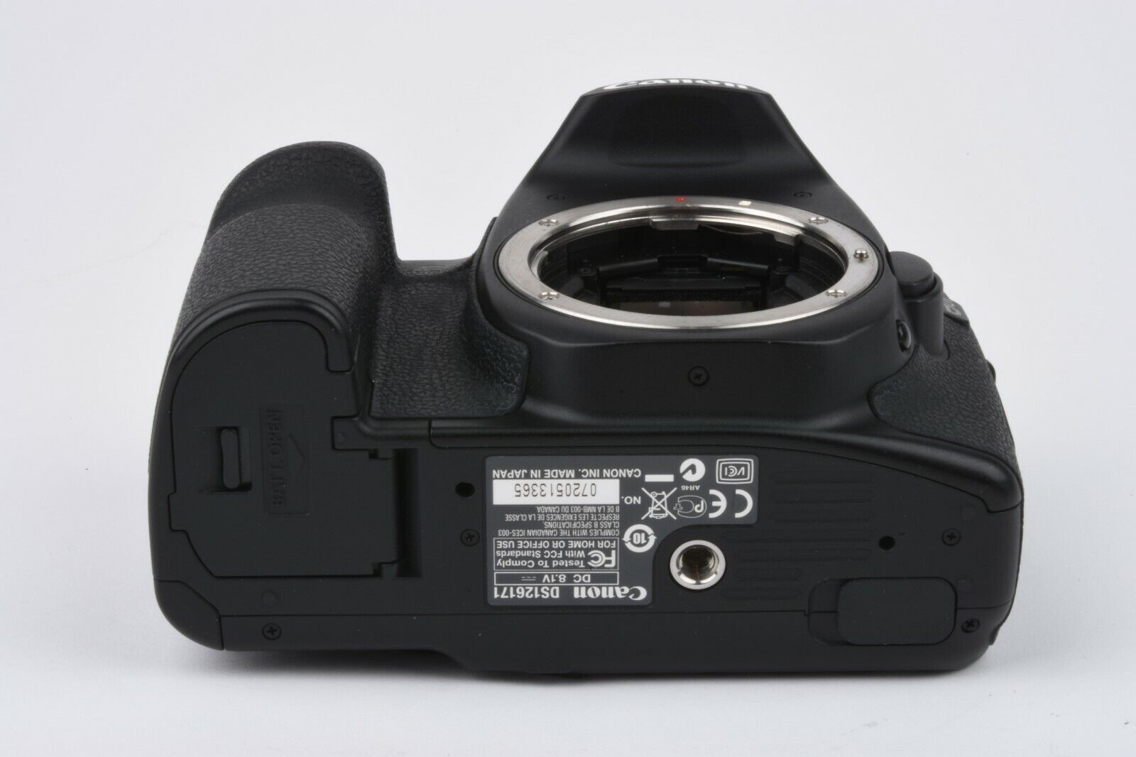 Canon EOS 40D Body, 2batts, charger, 4GB CF card, USB cable, 4814