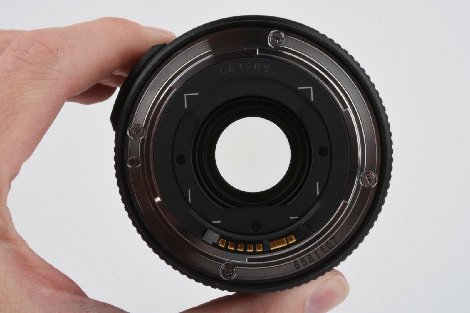 Canon EF 14mm f2.8L II USM Wide Angle Lens, Boxed, Pouch, Caps