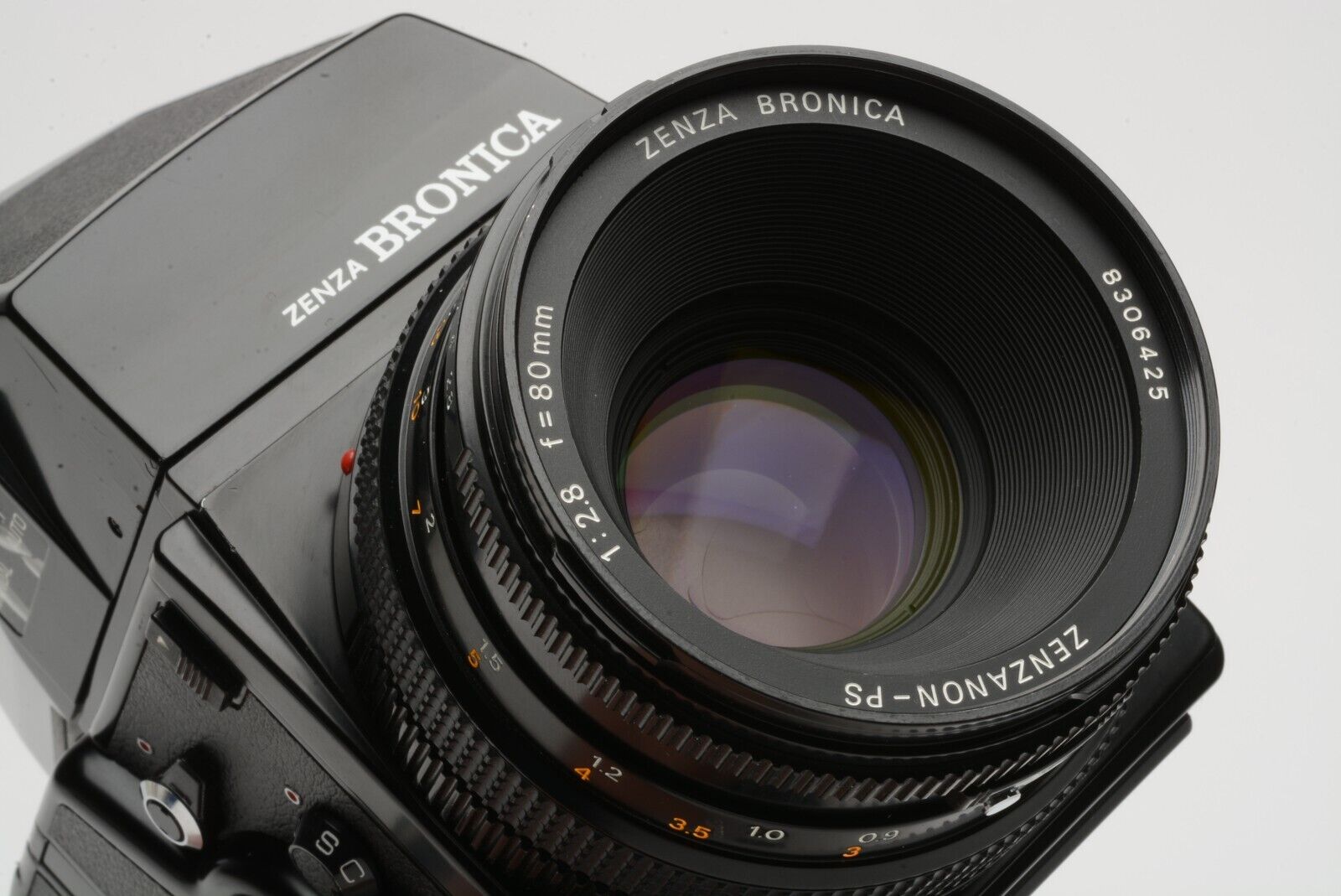 Zenza Bronica SQ-A w/80mm F2.8, AE Prism Finder, 220 Back, Tested