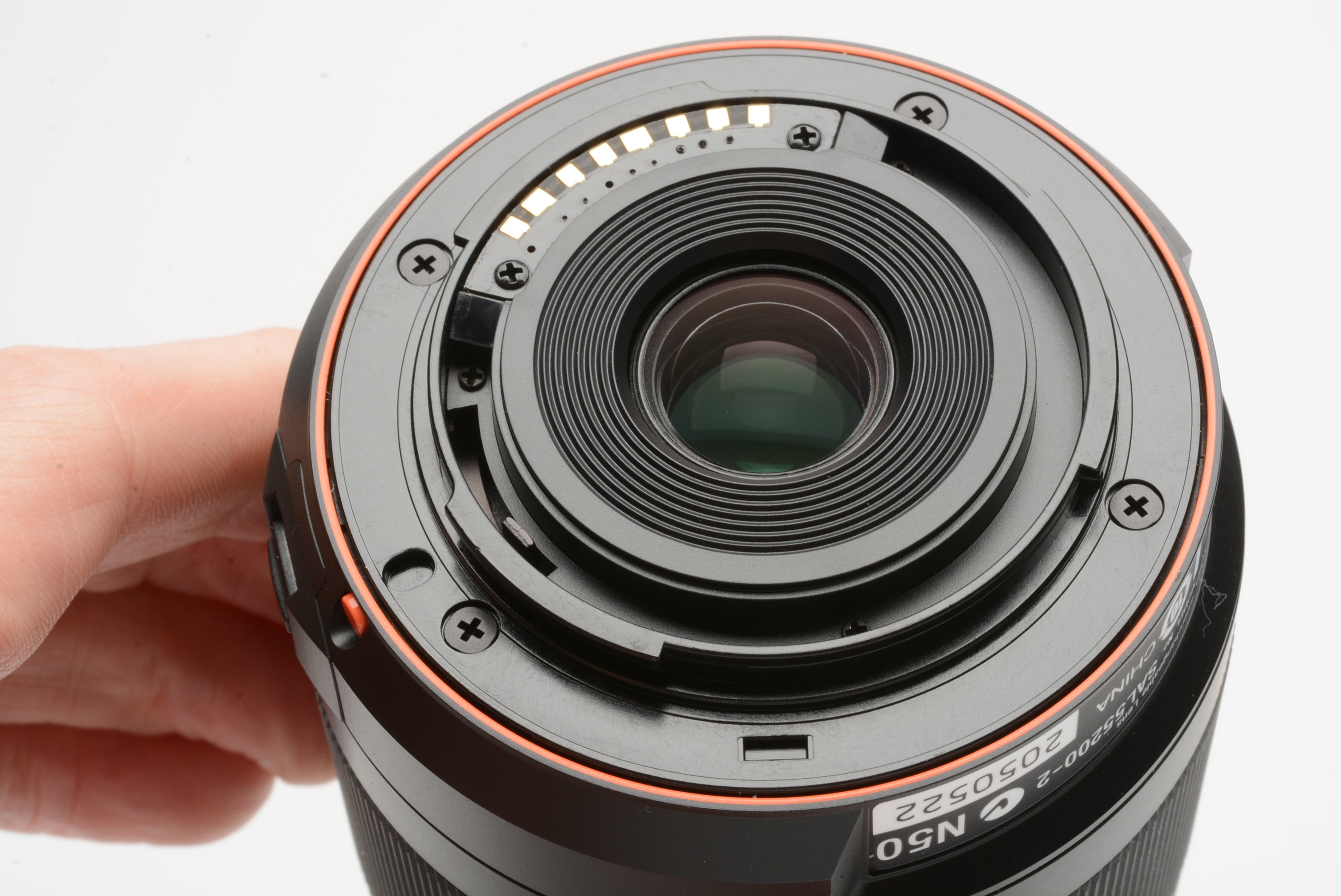 Sony 55-200mm f4-5.6 DT SAM SAL55200-2 zoom lens, hood+caps | eBay