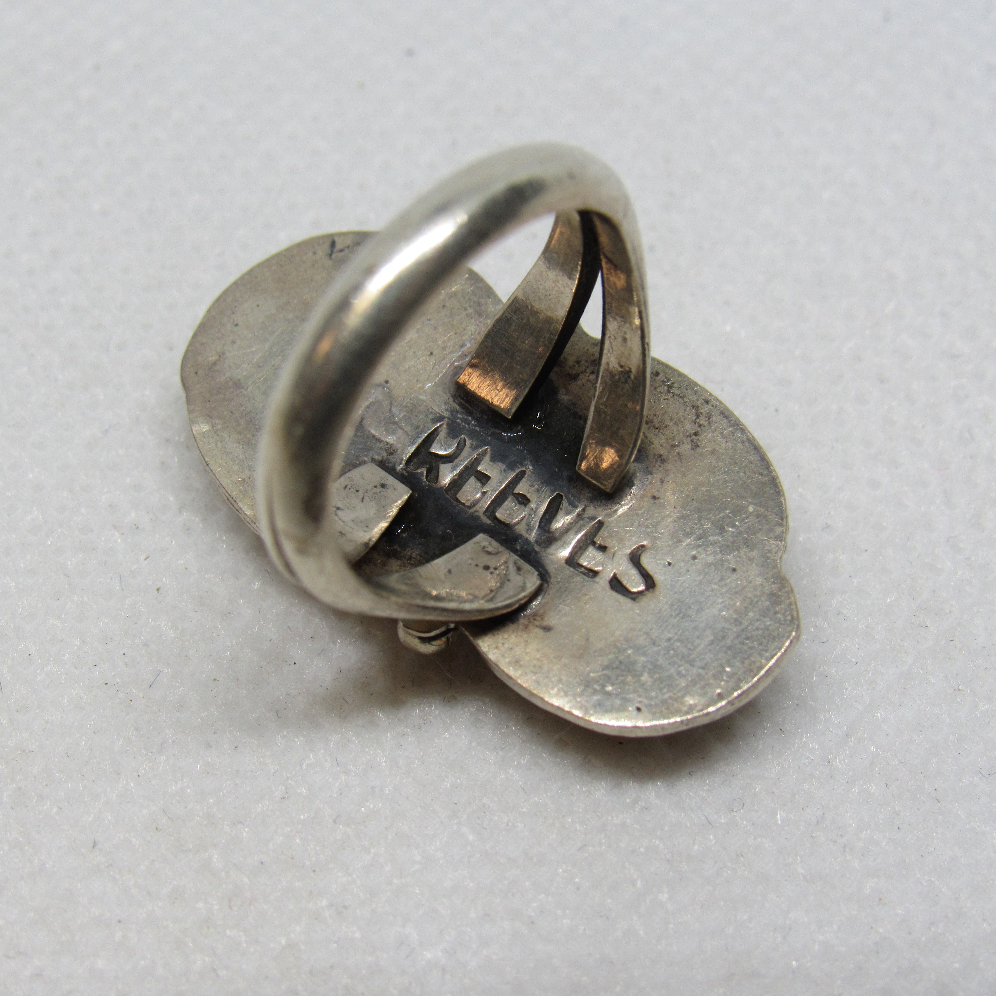 Vintage Sterling Silver L. Reeves Navajo Mother of Pearl MOP Ring