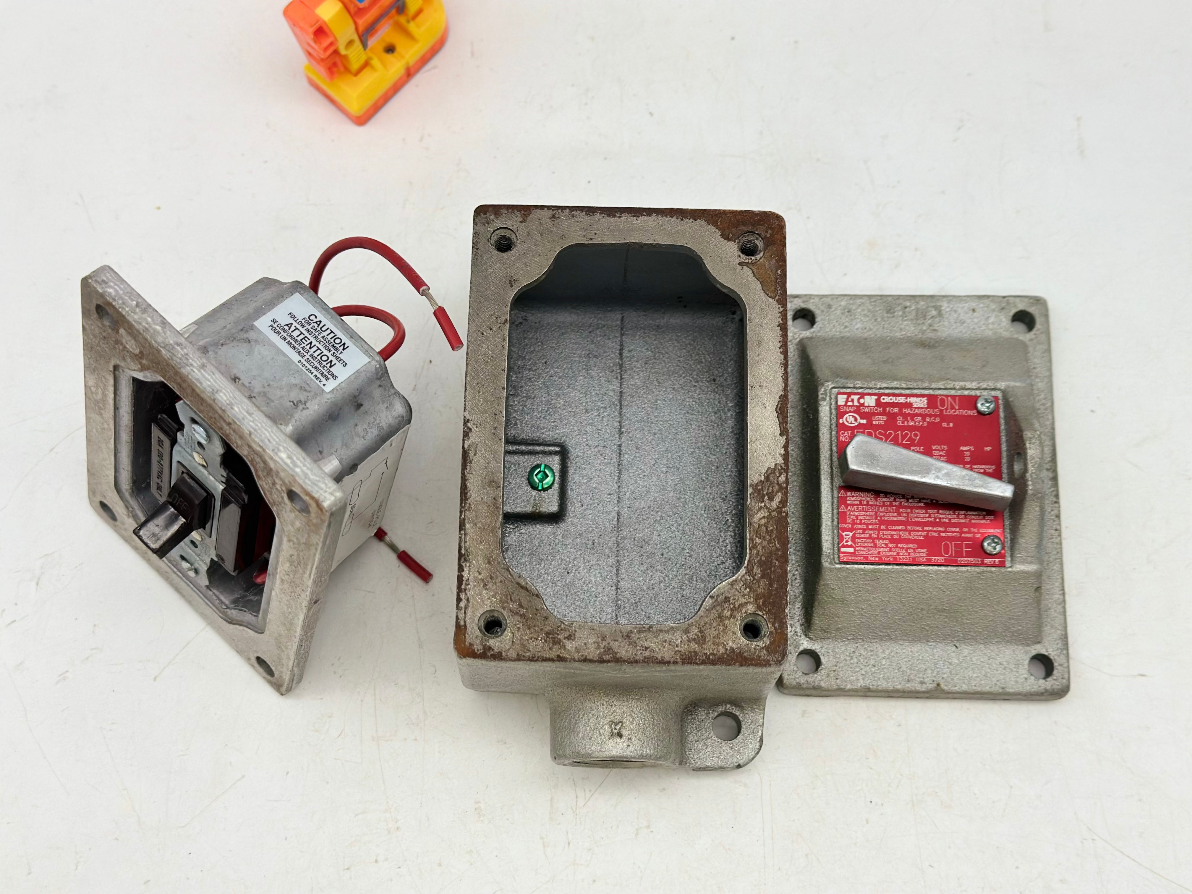 Eaton Crouse-Hinds EDS2129 Expl. Proof Snap Switch (Used) | eBay