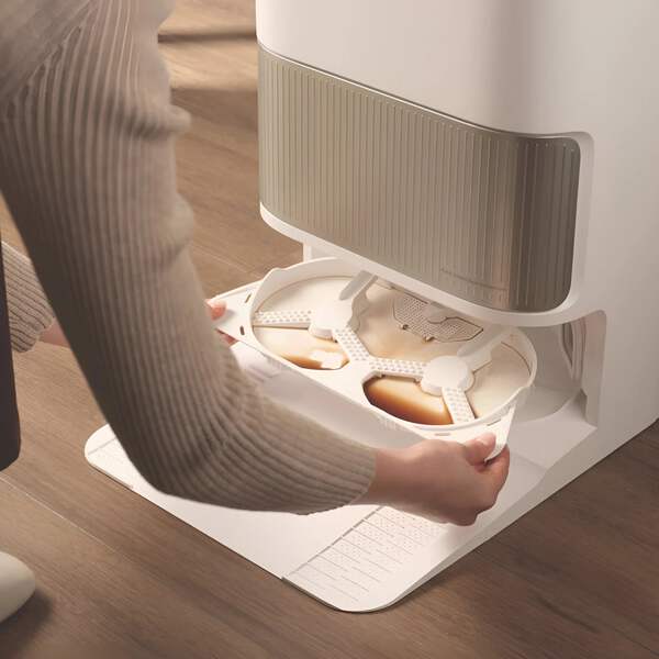 Dreame L40S Ultra Robot Vacuum and Mop with Self-Cleaning - White - Refurbished - View 