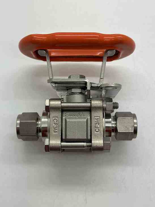 Swagelok SS-63TS8-JLK Stainless Steel Ball Valve 1/2