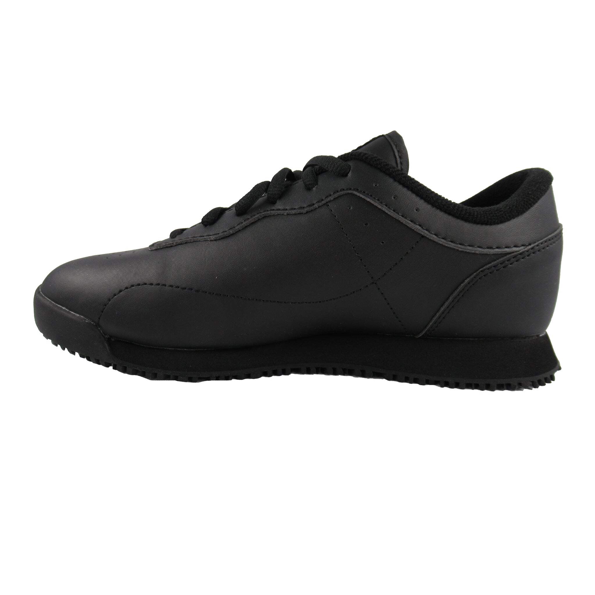 Fila viable deals slip resistant shoes