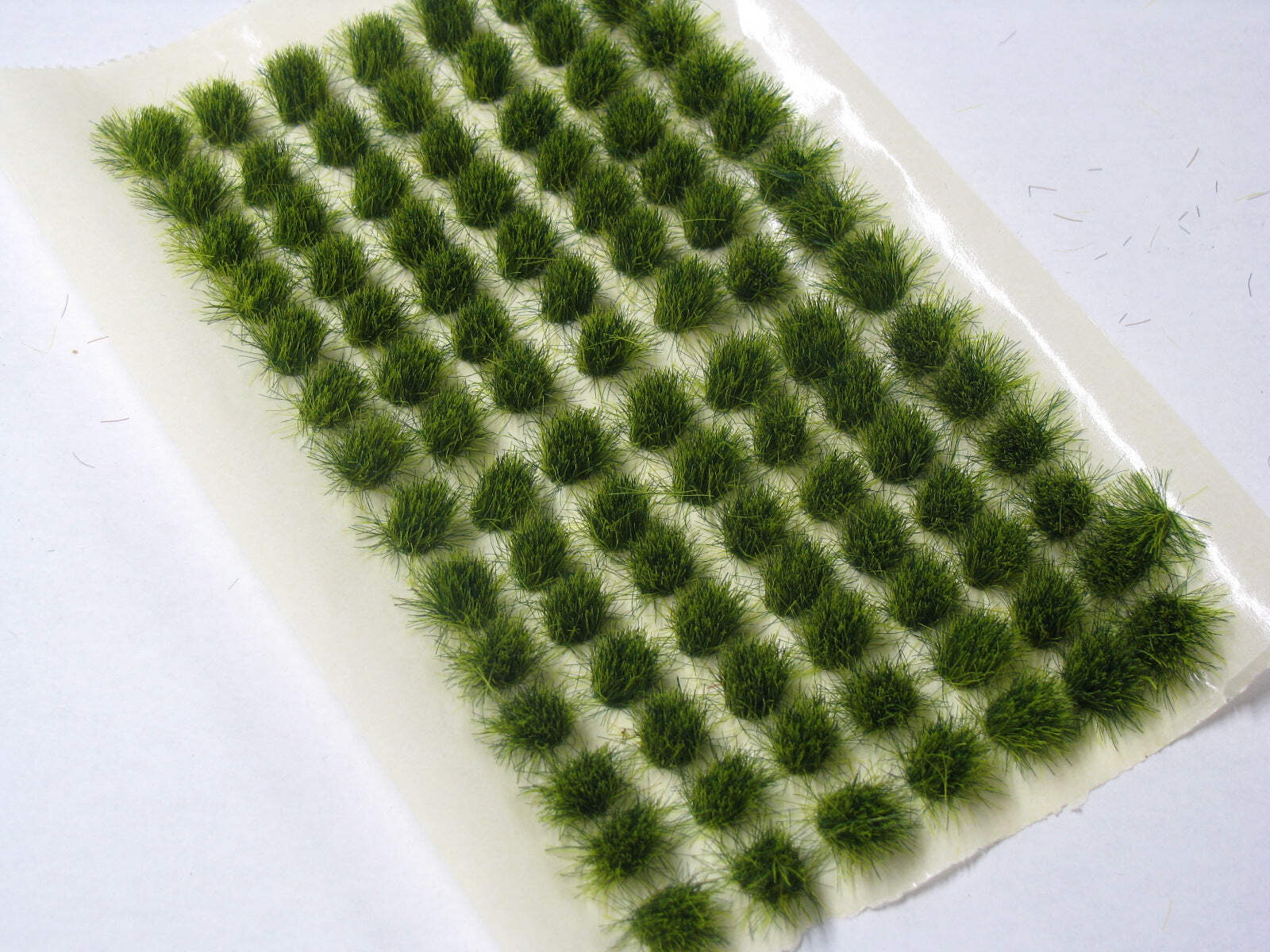 Serious-Play - Shrub Green Standard Static Grass Tufts - Picture 4 of 4