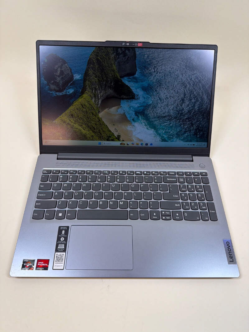 Lenovo IdeaPad Slim 3 15.6