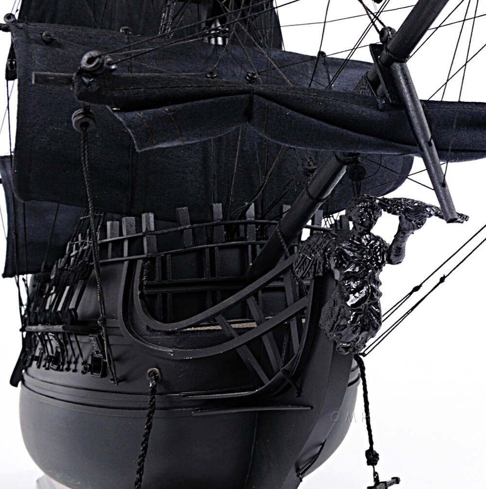 Old Modern Handicrafts® - Black Pearl Pirate Ship - Picture 14 of 14