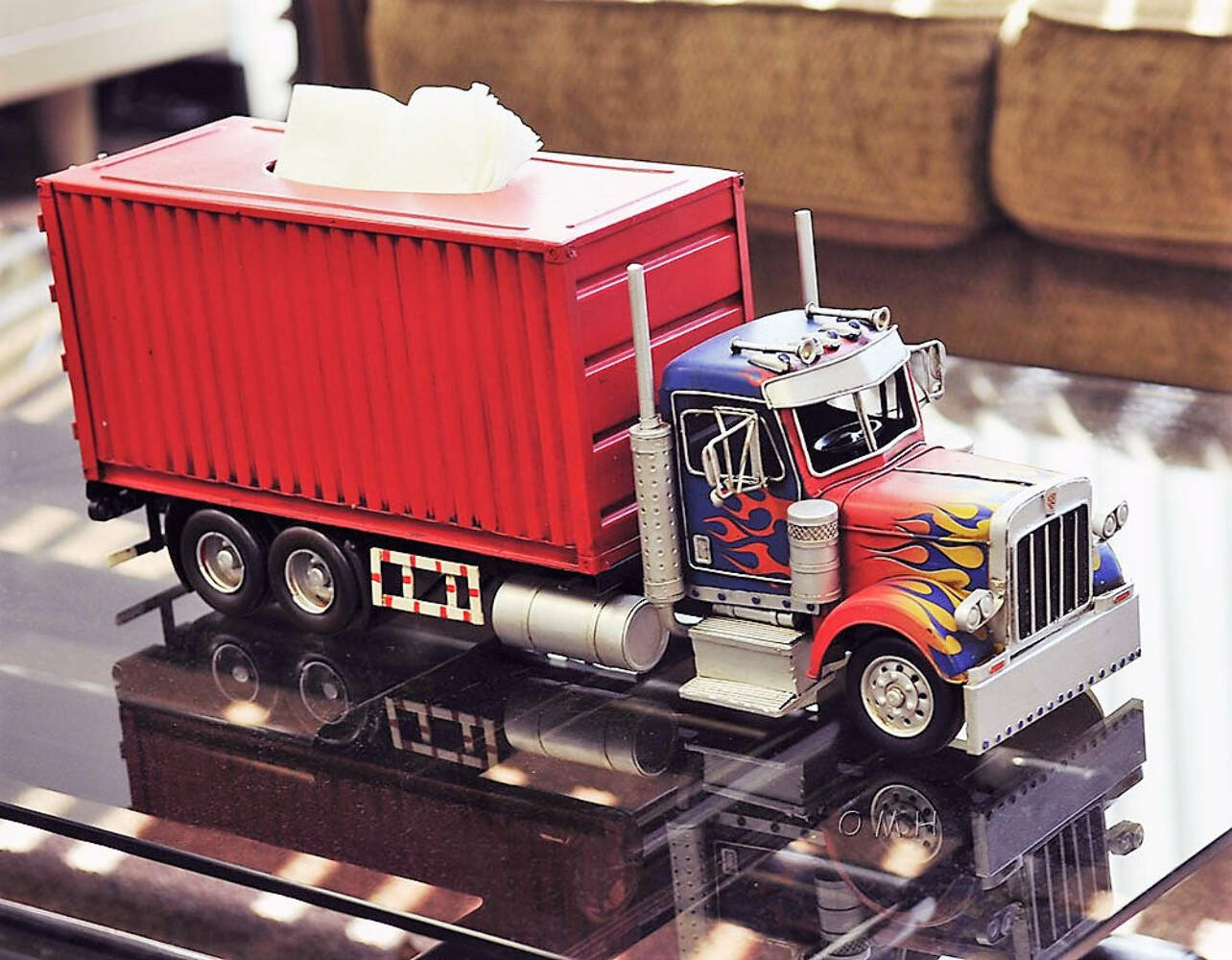 Old Modern Handicrafts® - Big Rig Tissue Holder - Picture 1 of 13