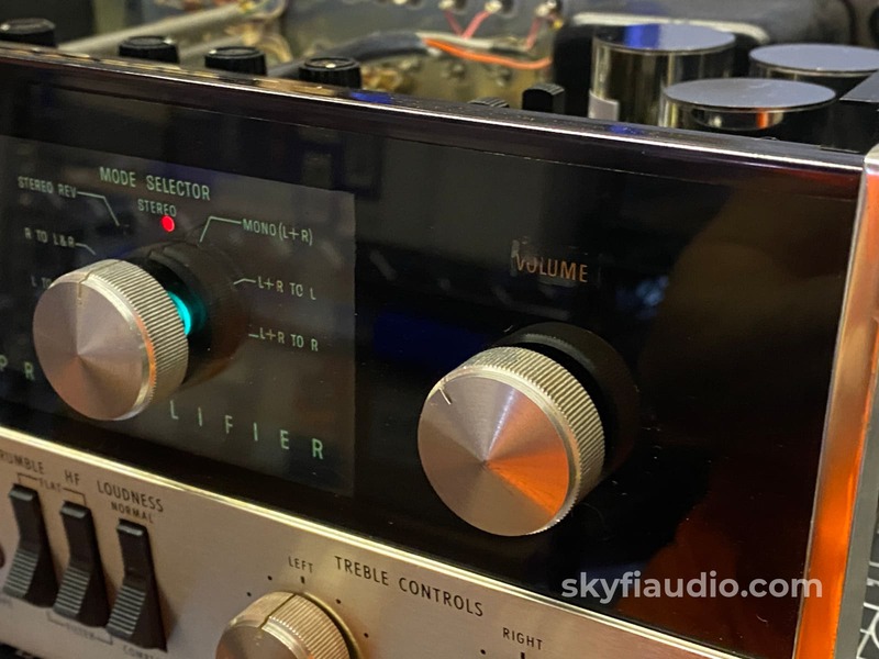 McIntosh C22 Vintage Tube Preamplifier, Restored and Highly McIntosh C22 Vintage Tube Preamplifier, Restored and Highly