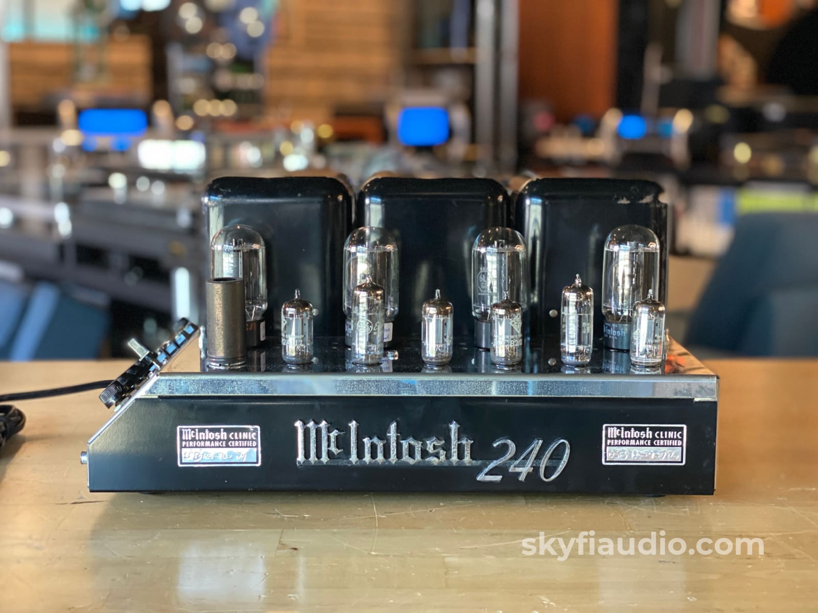 マッキントッシュ MC240 McIntosh MC240 Vintage Tube Amp - SkyFi Restored w/Premium