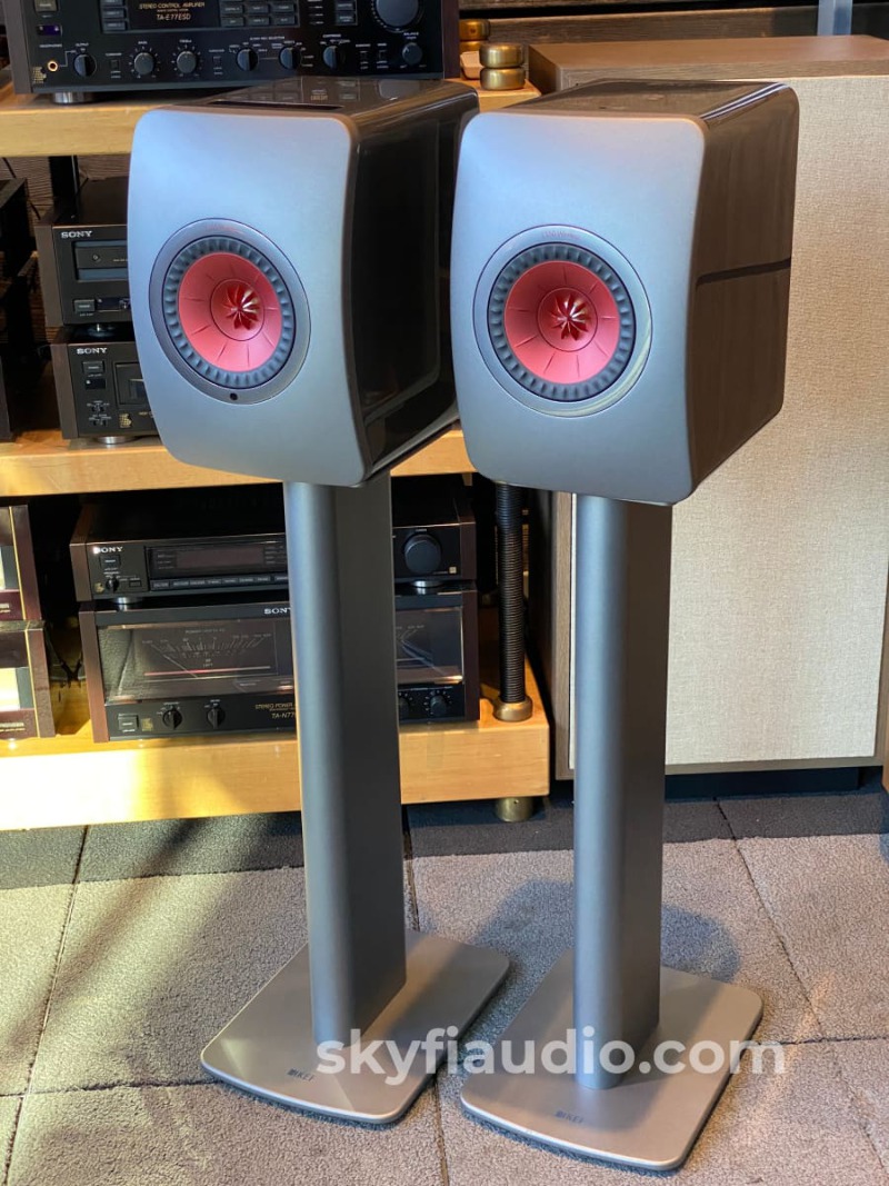kef ls50 wireless 1世代 左 KEF LS50 Wireless Speakers (v1) with Matching Stands