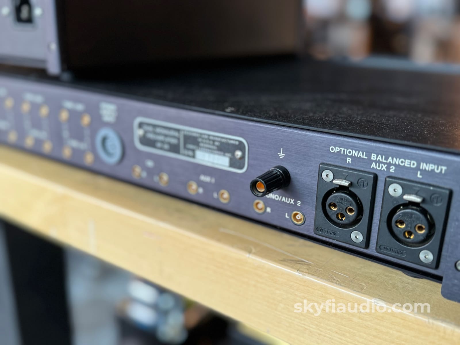 Mark Levinson No.26 Vintage Analog Preamp With Balanced Card