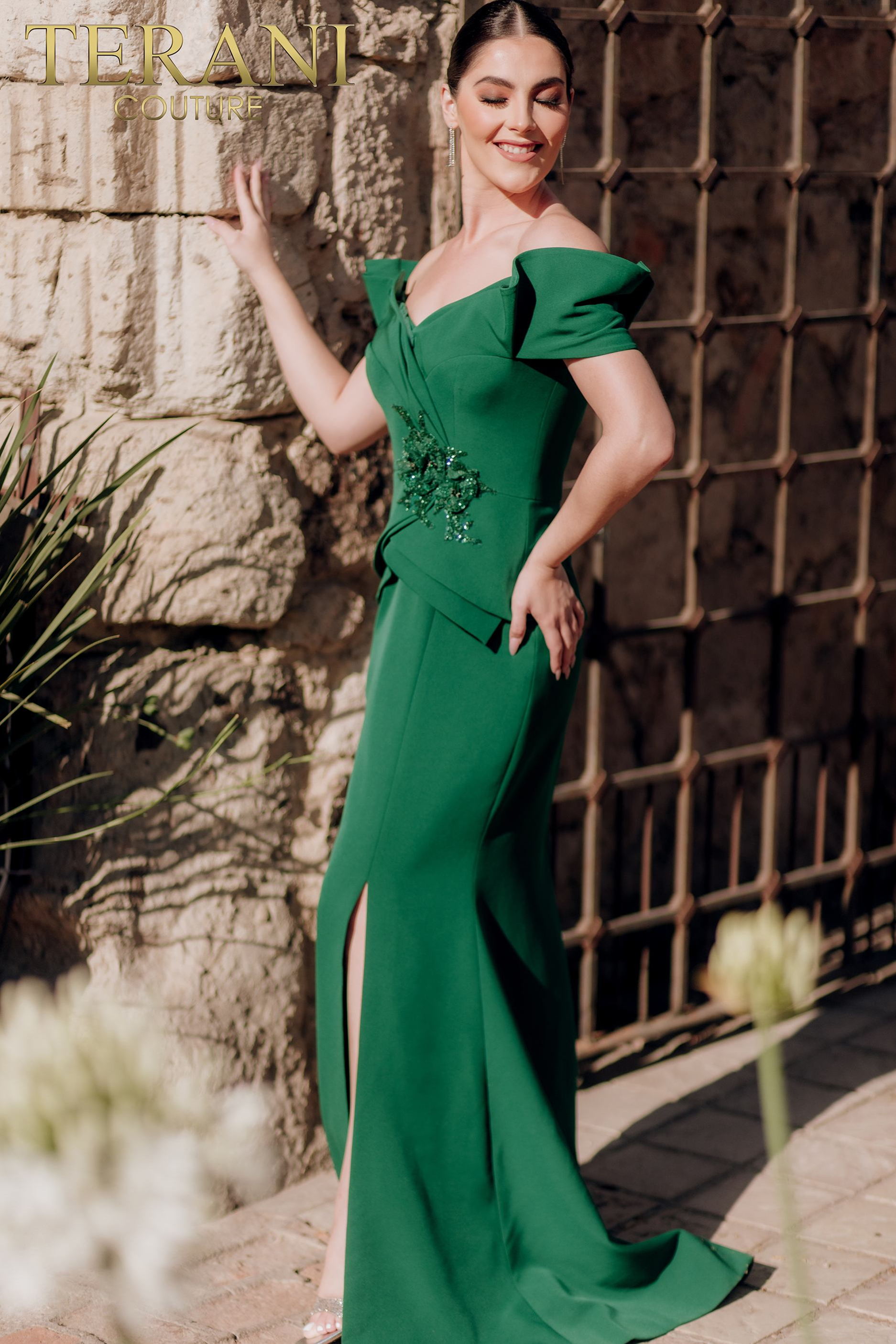 green emerald velvet dress Terani Evenings Dress 251E4266