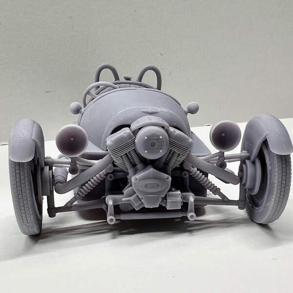 グンゼ　MORGAN THREE WHEELER 1/16 スケール グンゼ MORGAN THREE WHEELER 1/16 スケール