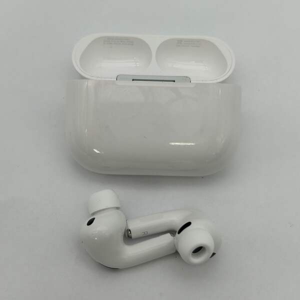 Apple AirPods Pro 3rd Gen with MagSafe Charging Case A3064 A3063