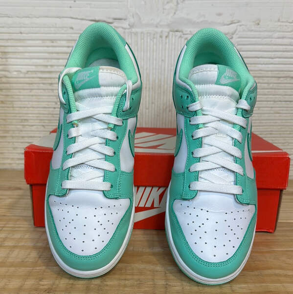 Nike Dunk Low Green Glow Women display picture 3