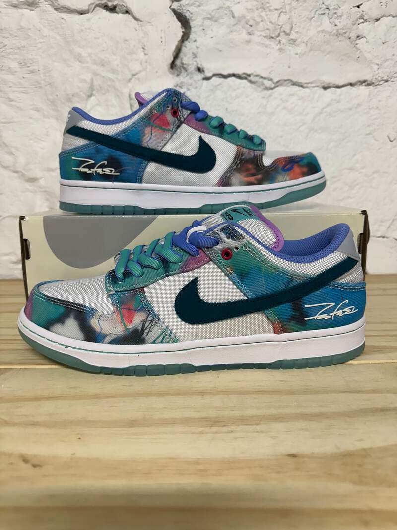 スニーカー 25cm Futura Nike SB Dunk Low HF6061-400 23762.png?width=800&etag=