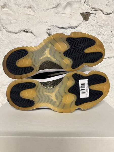 Air Jordan 11 Retro 'Gratitude' Men's Size 11 Pre-owned Sneakers