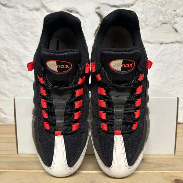 Nike Air VaporMax 95 'Hot Red' Men's Size 9.5 Pre-owned Sneakers