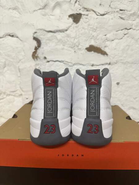 Air Jordan 12 Retro 'Dark Grey' Men's Size 10 Pre-owned Sneakers