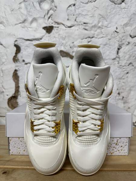 Air Jordan 4 Retro 'Metallic Gold' Women's Size 10 BRAND NEW
