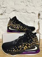Nike LeBron 17 Lakers BQ3177 004 Size12.5 US in GUc Nike LeBron 17  main image 2
