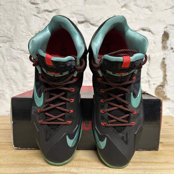 Nike LeBron 11 'Diffused Jade' Men's Size 13 Pre-owned Sneakers