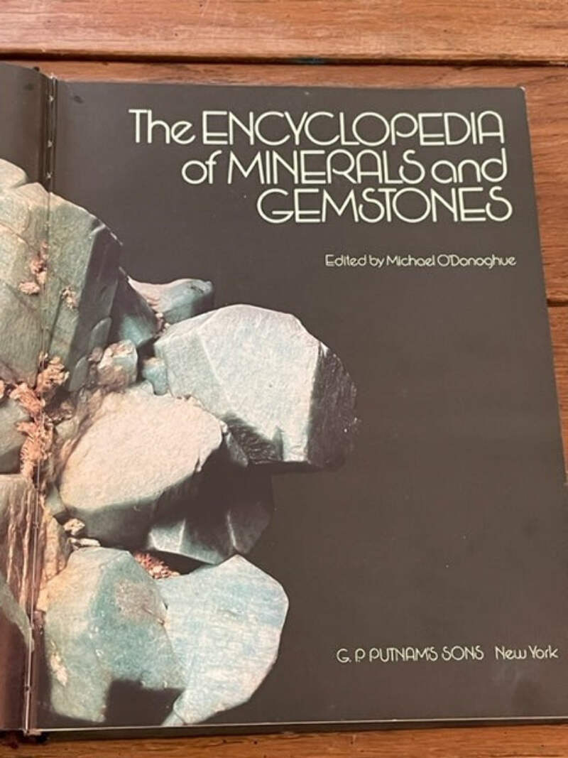 洋書 encylopedia of minerals The Encyclopedia of Minerals and Gemstones by Michael O'Donoghue
