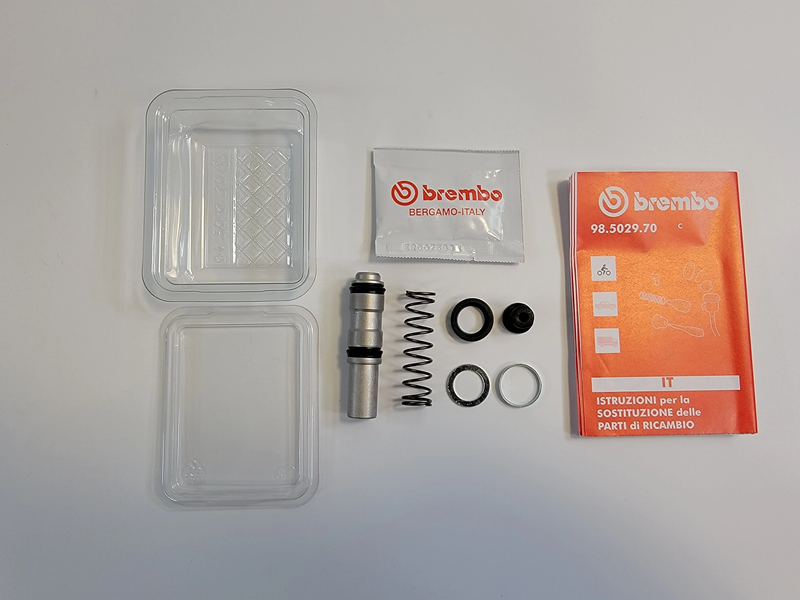 Retzmoto BREMBO-M-C kit réparation maitre cylindre frein PS15(16) Brembo  Ducati/Moto guzzi V50/V65-10273920