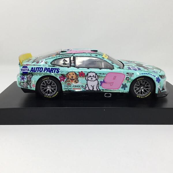 Autographed 2022 Chase Elliott #9 NAPA Valvoline Next Gen Camaro Signed Action 1 64 Scale Nascar Diecast Car With Coa