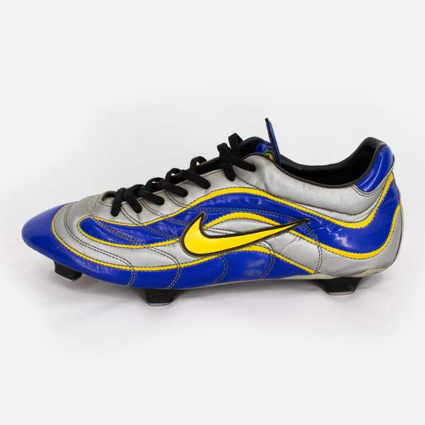 NIKE MERCURIAL R9 1998　限定カラー　26cm NIKE MERCURIAL R9 1998 限定カラー 26cm Nike Mercurial 1998 R9