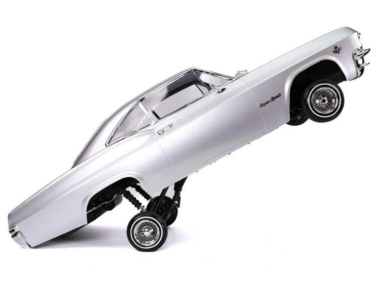 Redcat Racing 1/10th 1965 Chevrolet Impala Hopping Lowrider Silver
