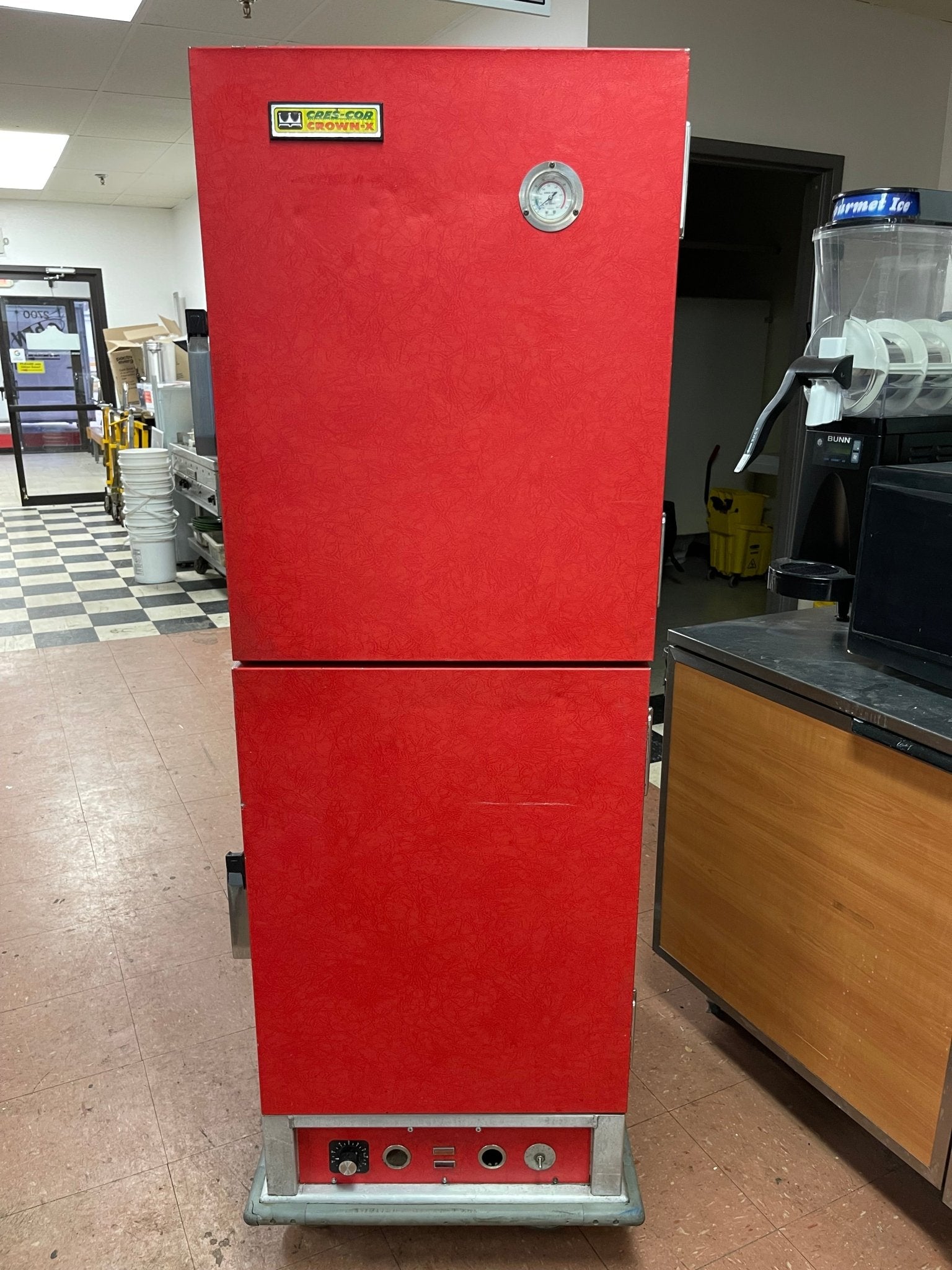 Used CRES COR Crown-X Full Height Non -Insulated Heated Holding