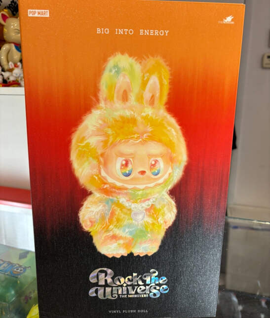 ラブブ LABUBU ROCK THE UNIVERSE 37cm POPMART Labubu Labubu Rock The Universe Plush Toy 37cm - ZebraUp