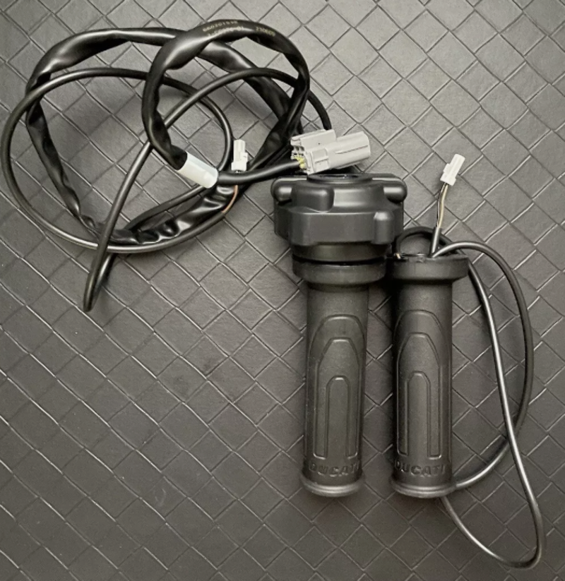 1443.png?width=800&etag=