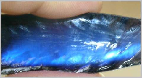 dark blue sapphire