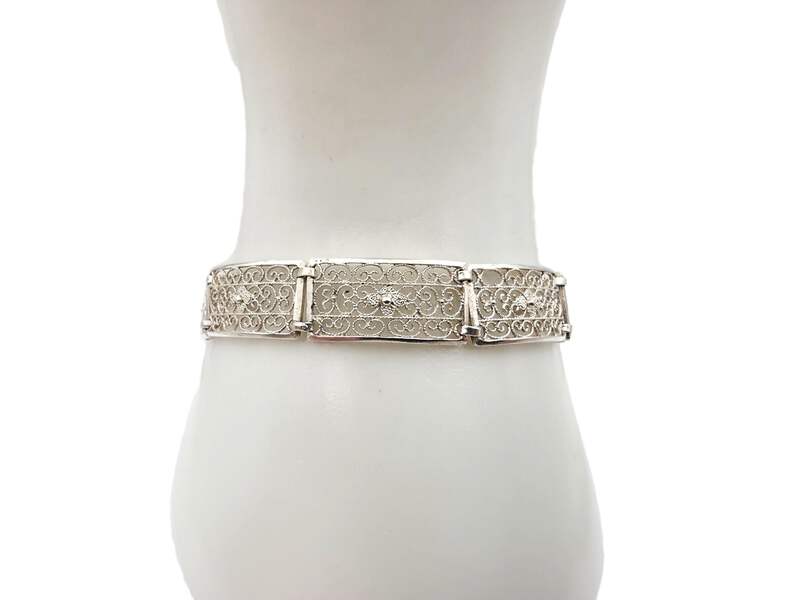 Vintage-Silber-Filigranschmuck-Set – Armband & runde Blumenbrosche