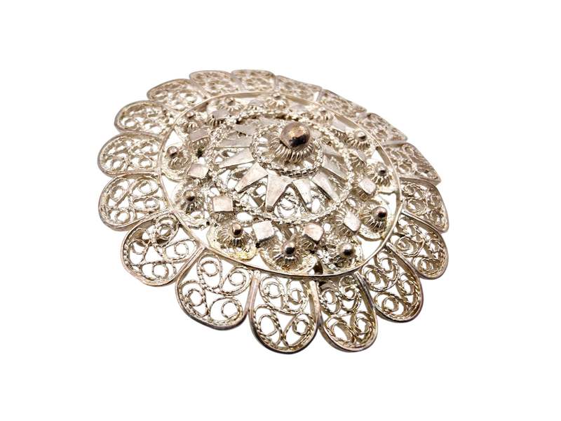 Vintage-Silber-Filigranschmuck-Set – Armband & runde Blumenbrosche
