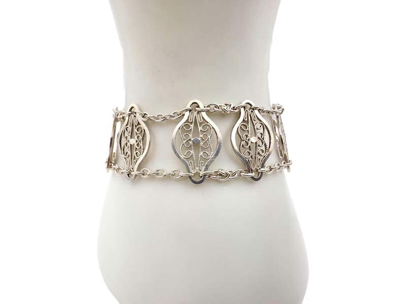 Vintage-Silber-Filigranarmband | Handgearbeitetes Scrollwerk-Design | Retro-Juwe