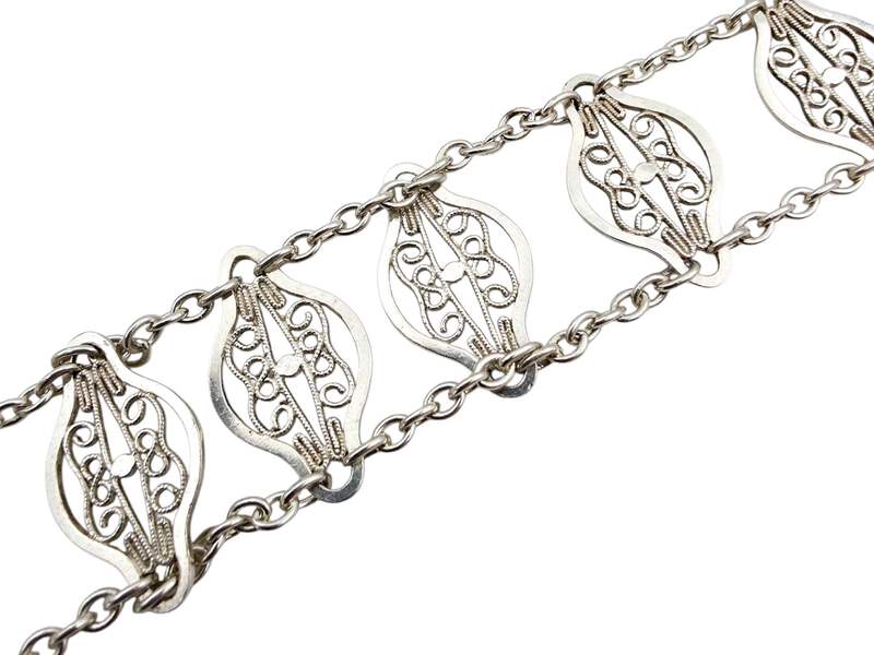 Vintage-Silber-Filigranarmband | Handgearbeitetes Scrollwerk-Design | Retro-Juwe