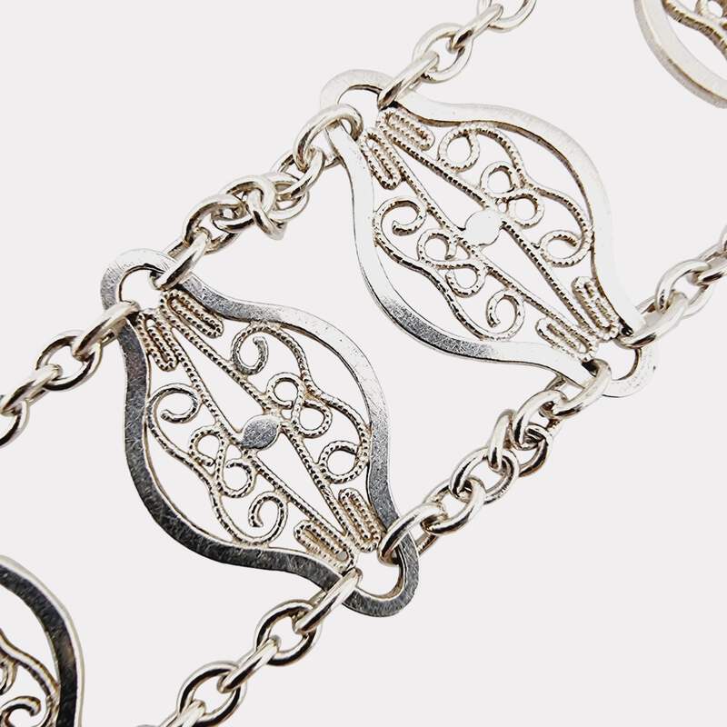 Vintage-Silber-Filigranarmband | Handgearbeitetes Scrollwerk-Design | Retro-Juwe