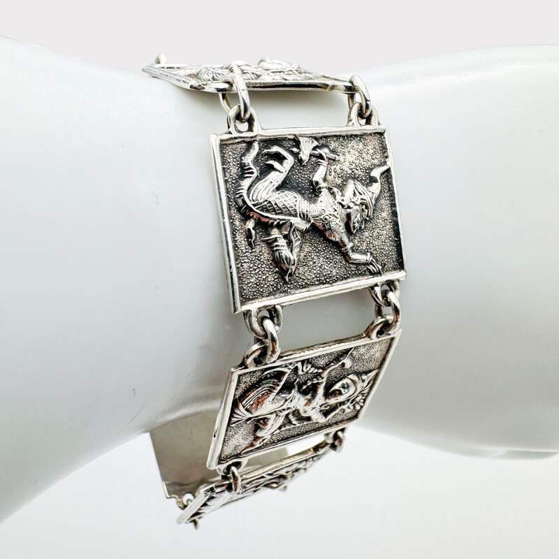 Vintage Siam Silber-Panel-Armband mit mythologischen Figuren und Elefanten