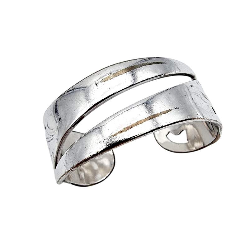 Vintage handgefertigtes Silberarmband – Blumenmuster, offen, 48,61 g